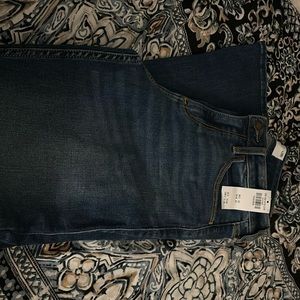 Hollister curvy mid-rise boot cut jeans brand new with tag